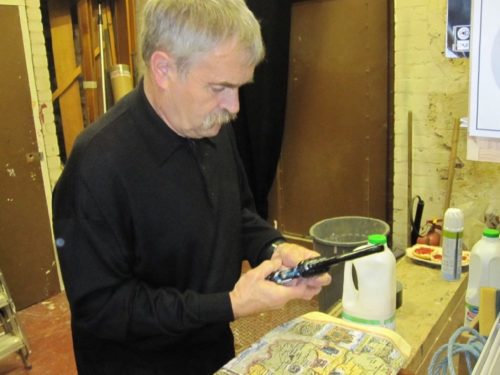 Gordon preparing the gun!