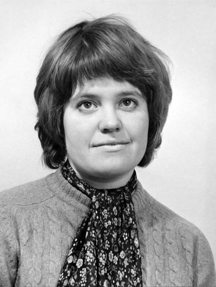Lesley Lyne