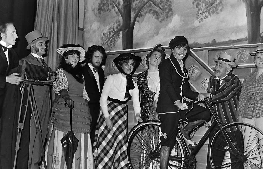 The Cast of Bicycle Belles